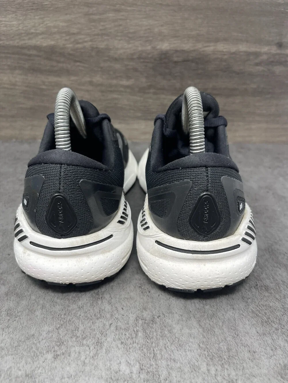 Brooks Adrenaline GTS 23 Black White Silver Size 6.5 Womens Running Shoes